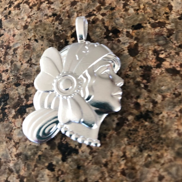 Large Girl Pendant sterling silver 12 grams Gypsy Charm jewelry gift box - Picture 1 of 12